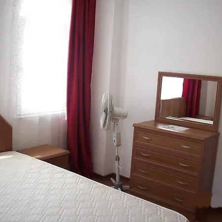 Alis Meltem 1 Apartment